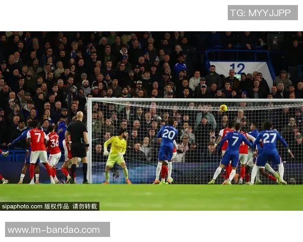 伊劳拉回顾比赛最后时刻的绝佳机会认为伯恩茅斯有望逆转取胜