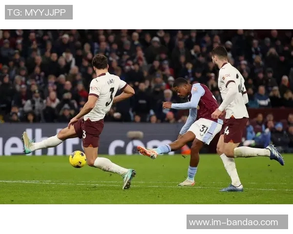 英超精彩回顾利兹联在主场战胜西汉姆展现强大实力