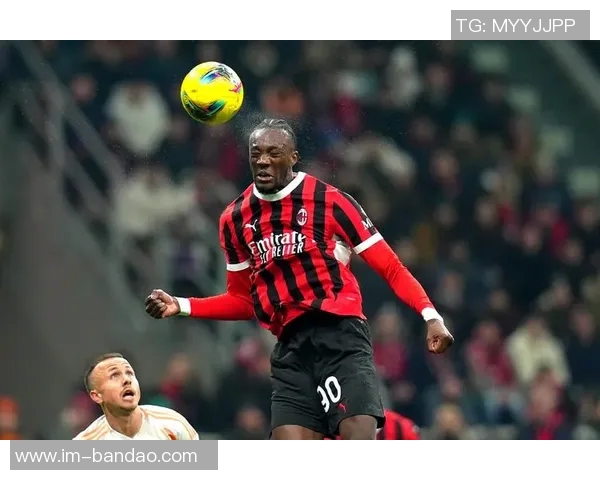 米兰10月最佳进球候选名单揭晓莱奥精彩禁区外贴地斩入围